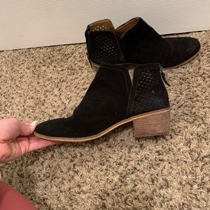 Black Ankle Booties with cutout